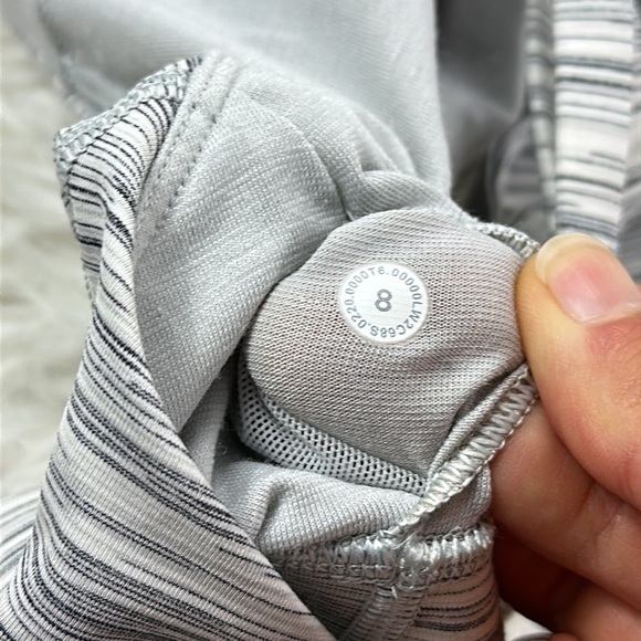 Lululemon Energy Bra *Medium Support, B-D Cup Space Dye Camo White Silver Spoon - Picture 4 of 4